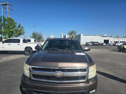 Used 2007 Chevrolet Silverado 1500 LTZ w/ Safety Package AWD/4WD image 1