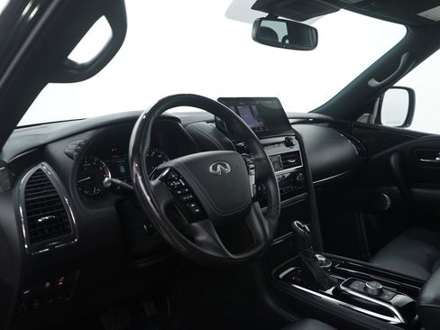 Used 2024 INFINITI QX80 Premium Select AWD/4WD image 18