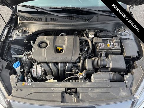 Used 2023 Kia Forte LXS image 9