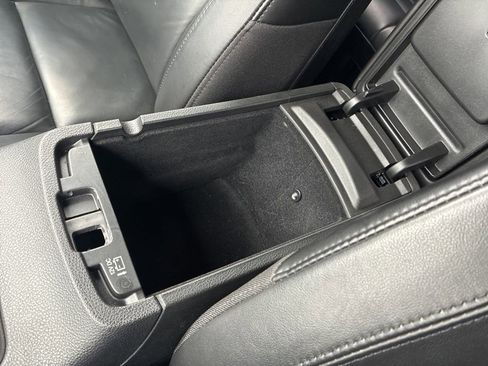 Used 2021 Jeep Grand Cherokee Limited image 29