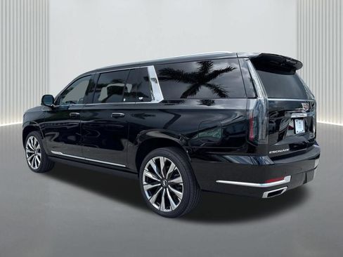 New 2026 Cadillac Escalade ESV Luxury w/ Touring Package AWD/4WD image 7