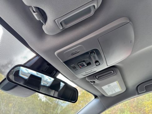 Used 2021 Toyota Camry SE image 29