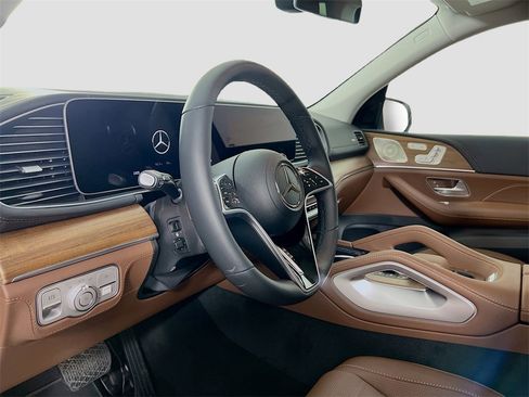 New 2025 Mercedes-Benz GLE 450 4MATIC image 10