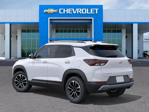New 2026 Chevrolet TrailBlazer LT image 3