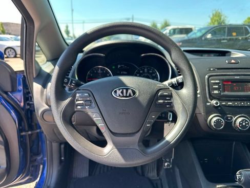 Used 2018 Kia Forte LX FWD image 19