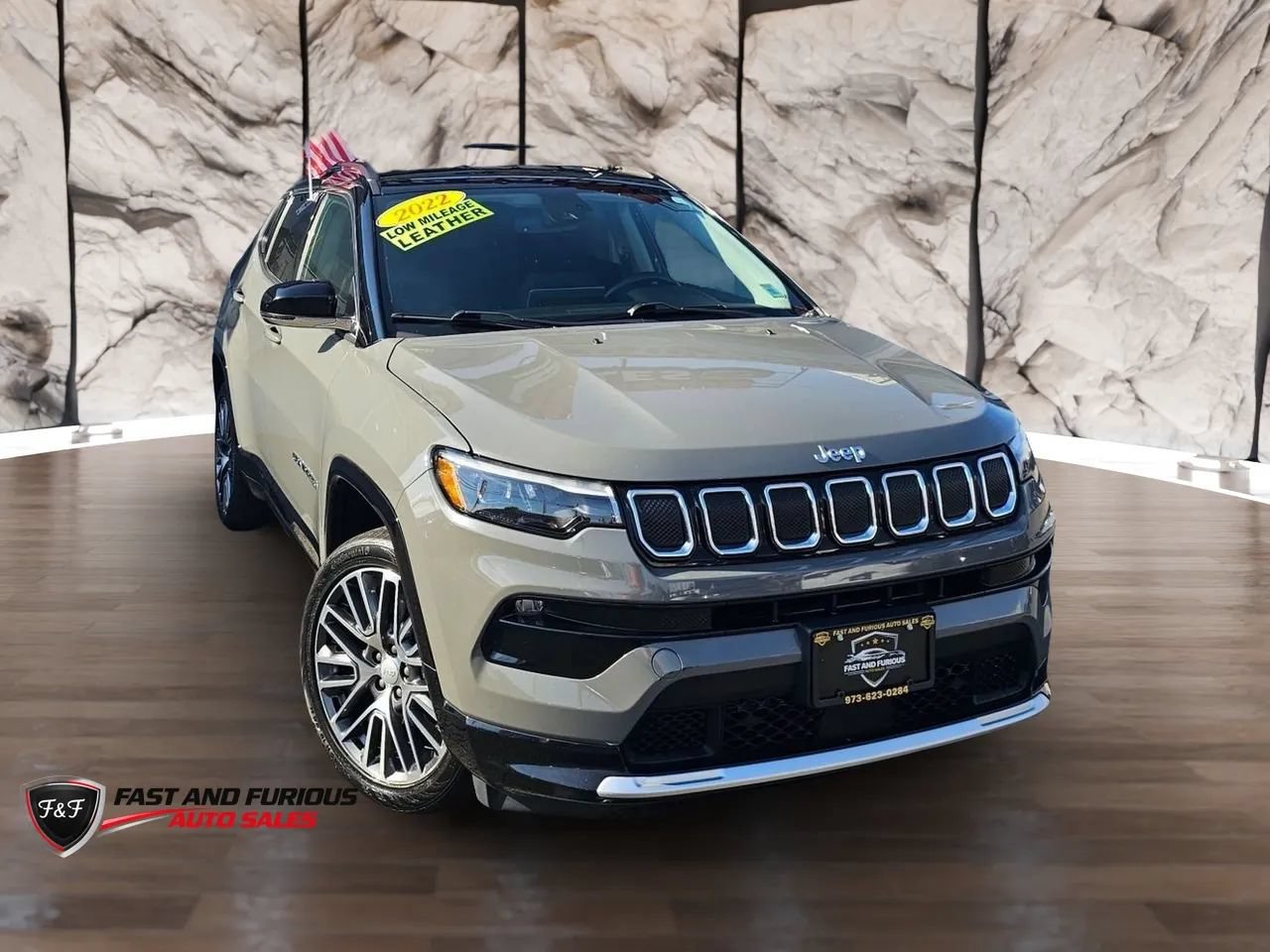 Used 2022 Jeep Compass Limited w/ Elite Group AWD/4WD image 1