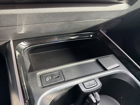 Used 2022 Mercedes-Benz GLA 250 4MATIC image 36