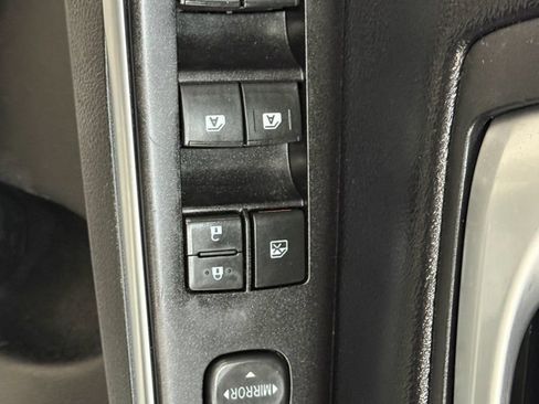 Used 2017 Toyota Camry SE FWD image 25