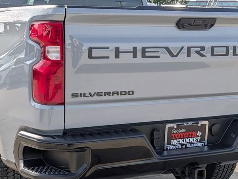 Used 2025 Chevrolet Silverado 1500 Custom Trail Boss w/ Turbomax Blackout Package AWD/4WD image 8