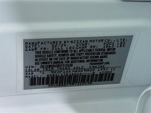 Certified 2024 Nissan Sentra SR w/ SR Premium Package image 35