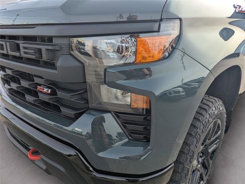 New 2026 Chevrolet Silverado 1500 Custom Trail Boss w/ LPO, Dark Essentials Package image 6
