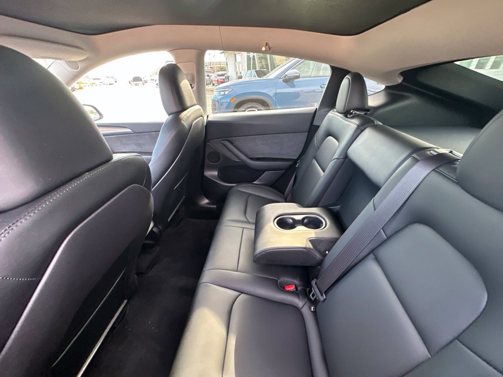 Used 2023 Tesla Model Y Long Range AWD/4WD image 11