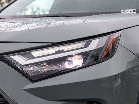 Used 2023 Toyota RAV4 XLE image 2