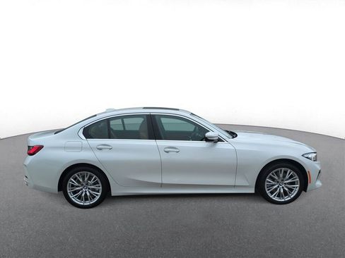 Used 2024 BMW 330i xDrive Sedan w/ Convenience Package image 11
