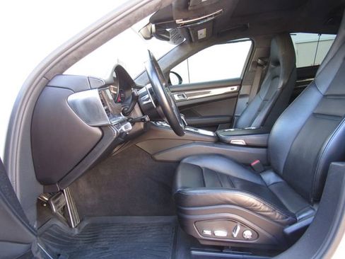 Used 2019 Porsche Panamera Turbo AWD/4WD image 10