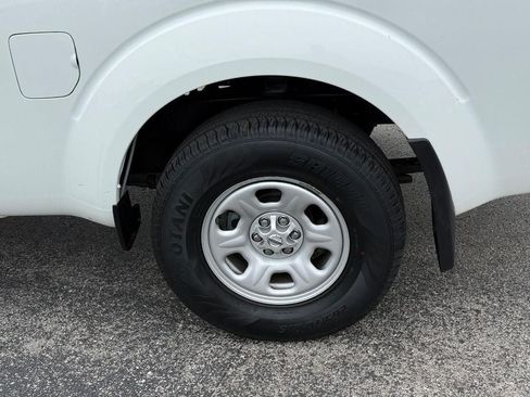 Used 2020 Nissan Frontier S RWD image 8