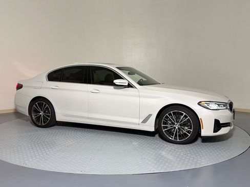 Certified 2023 BMW 540i xDrive w/ Convenience Package AWD/4WD image 5