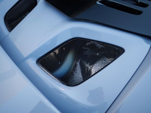 Used 2016 McLaren 675LT Spider image 69