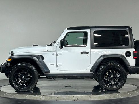 Used 2019 Jeep Wrangler Sport AWD/4WD image 6