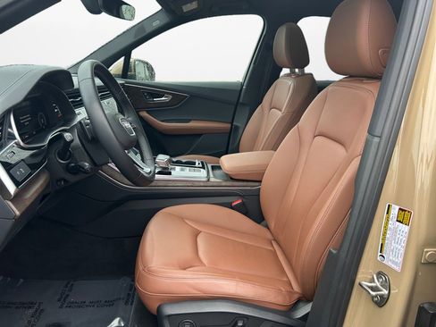 Used 2025 Audi Q7 2.0T Premium Plus w/ Premium Plus Package image 9