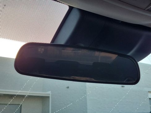 Used 2019 Honda Insight EX image 25