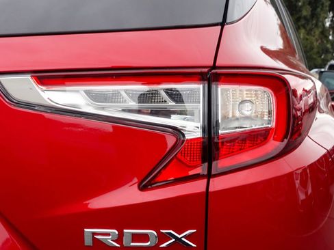 Certified 2025 Acura RDX w/ Technology Package image 6