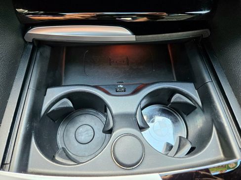 Used 2017 BMW 540i xDrive image 40