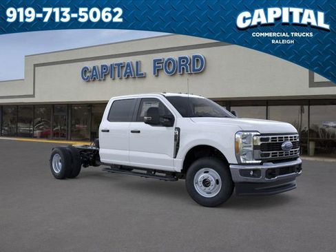New 2026 Ford F350 XL w/ XL Chrome Package image 7