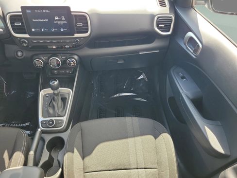 New 2026 Hyundai Venue SEL image 14