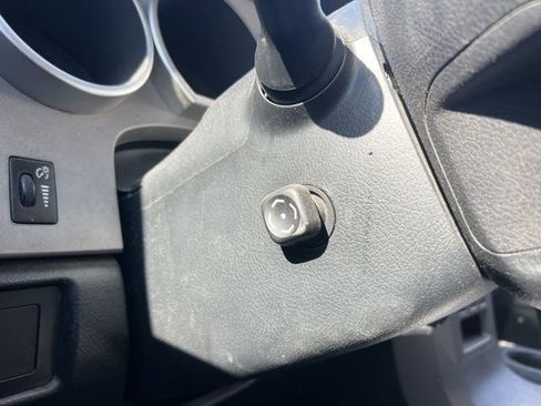 Used 2013 Toyota Tundra Platinum image 18