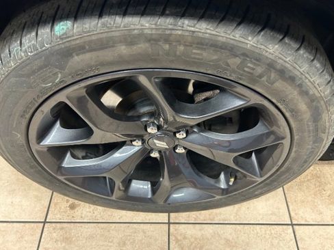 Used 2020 Dodge Challenger SXT w/ Blacktop Package image 20