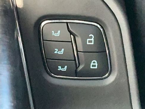 Used 2025 Ford F250 Lariat w/ Chrome Package image 14