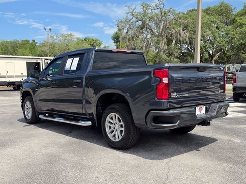 Used 2022 Chevrolet Silverado 1500 RST RWD image 3