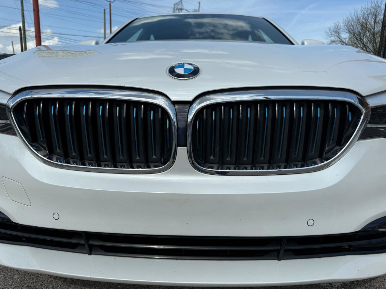 Used 2019 BMW 530e w/ Convenience Package RWD image 6