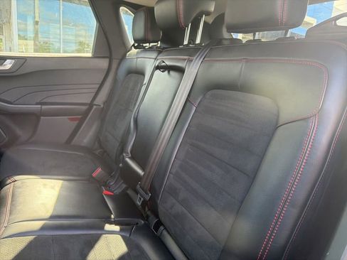 Used 2022 Ford Escape SEL w/ SEL Stealth AWD Package image 18