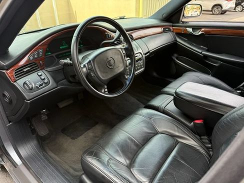 Used 2004 Cadillac De Ville Limousine FWD image 25