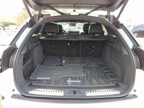 Used 2026 Land Rover Range Rover Velar Dynamic SE image 28