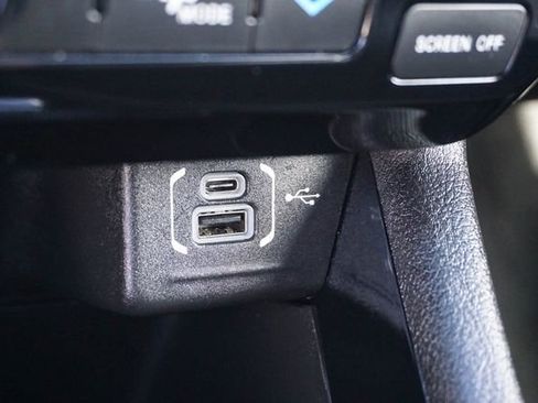Used 2025 Jeep Compass Limited AWD/4WD image 25
