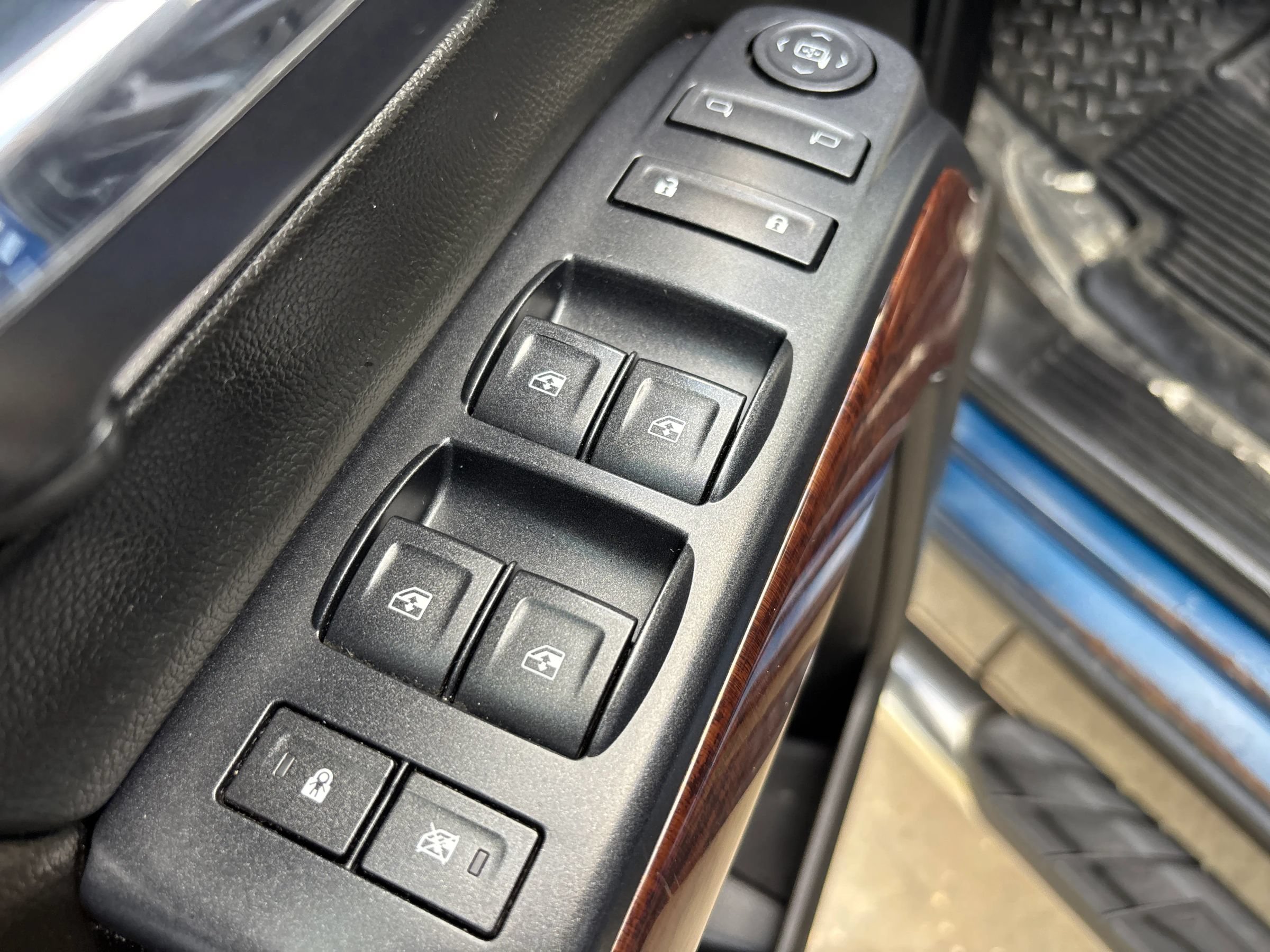Used 2016 GMC Sierra 1500 SLE w/ SLE Value Package AWD/4WD image 28