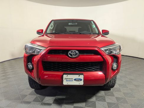 Used 2019 Toyota 4Runner SR5 image 3