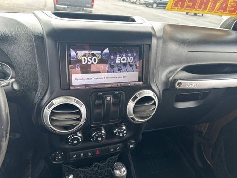 Used 2011 Jeep Wrangler Sahara w/ Dual Top Group image 13