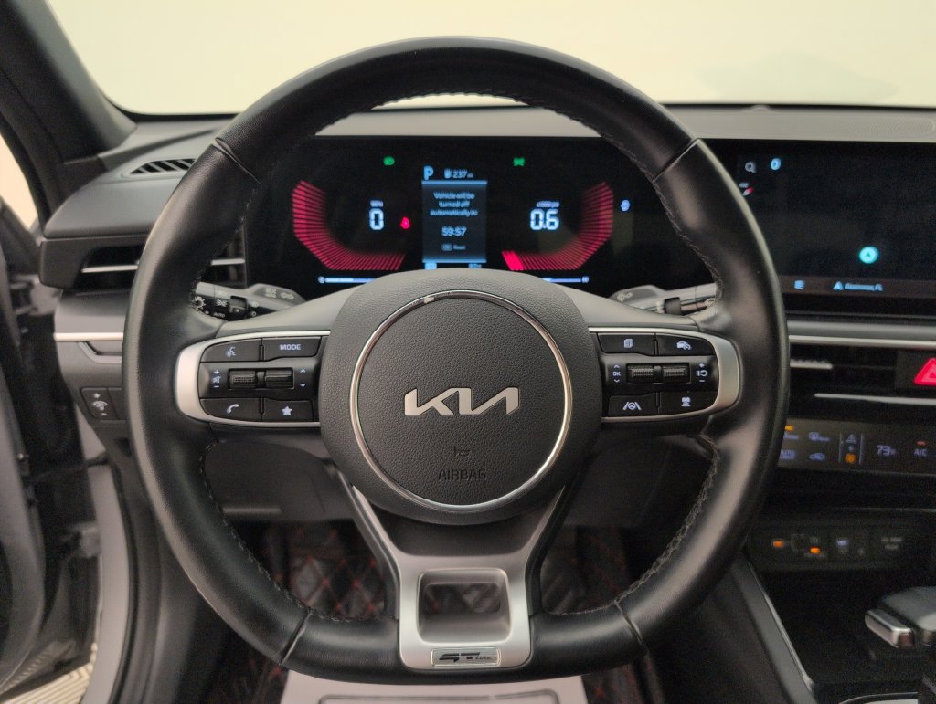 Used 2025 Kia K5 GT-Line w/ GT-Line Premium Package FWD image 35