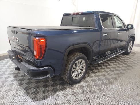 Used 2022 GMC Sierra 1500 Denali AWD/4WD image 3