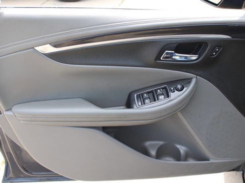 Used 2019 Chevrolet Impala LS FWD image 18