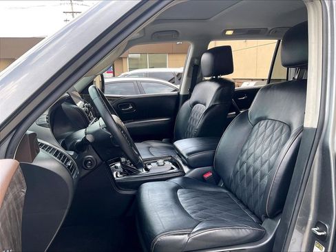 Used 2023 Nissan Armada Platinum w/ Captain's Chairs Package AWD/4WD image 10