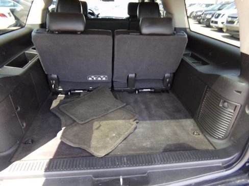 Used 2014 GMC Yukon XL SLT image 25