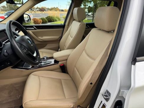 Used 2016 BMW X3 xDrive28i image 12