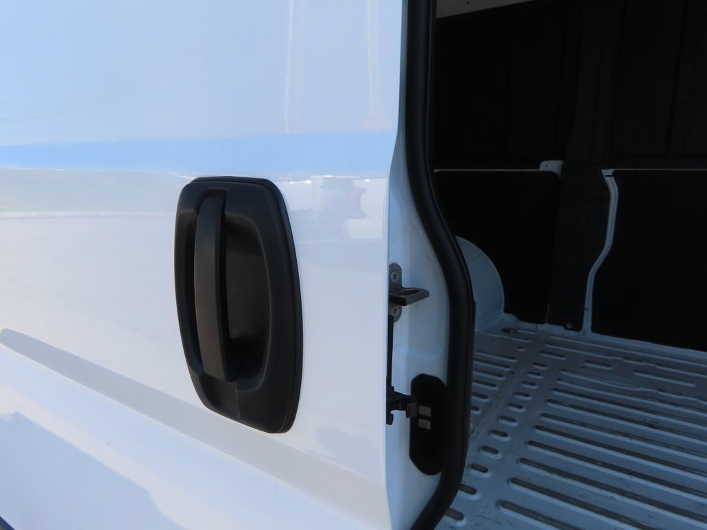 Used 2025 RAM ProMaster 2500 w/ Convenience Group FWD image 30