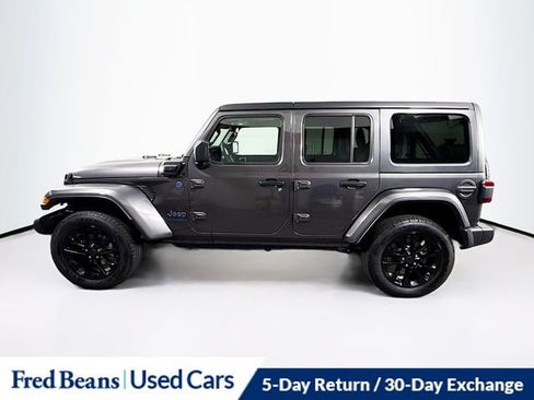 Used 2025 Jeep Wrangler Unlimited Sahara w/ Safety Group AWD/4WD image 4