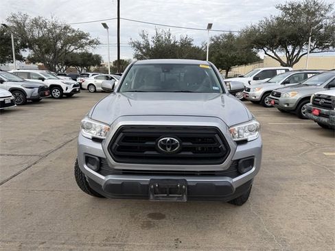 Used 2021 Toyota Tacoma SR w/ SR Convenience Package image 2